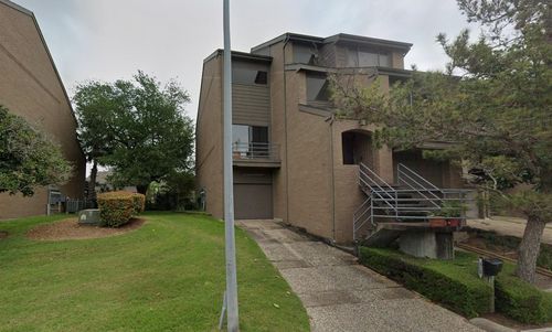 18201 Sandy Cv, Houston, TX, 77058-4365 | Card Image
