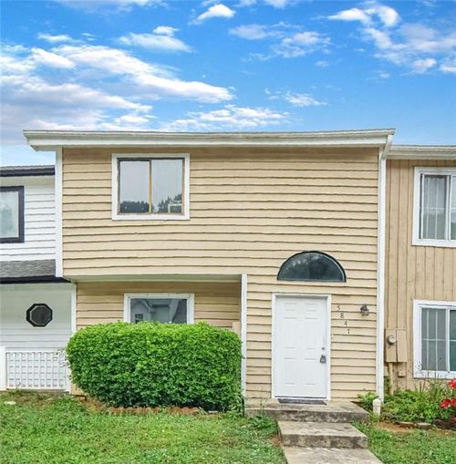 5847 Trent Walk Dr, Lithonia, GA, 30038-1938 | Card Image
