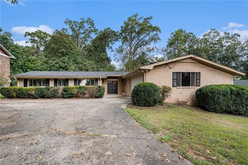 3946 Flakes Mill Rd, Decatur, GA, 30034-5829 | Card Image