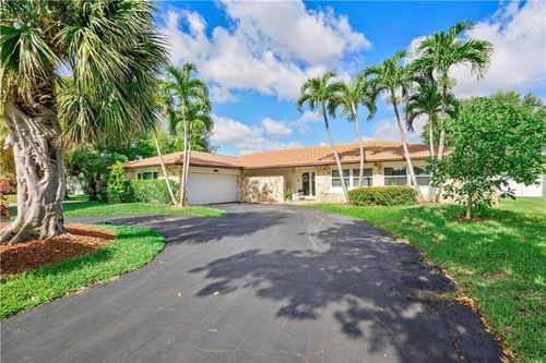 208 Nw 91st Ave, Coral Springs, FL, 33071-6915 | Card Image