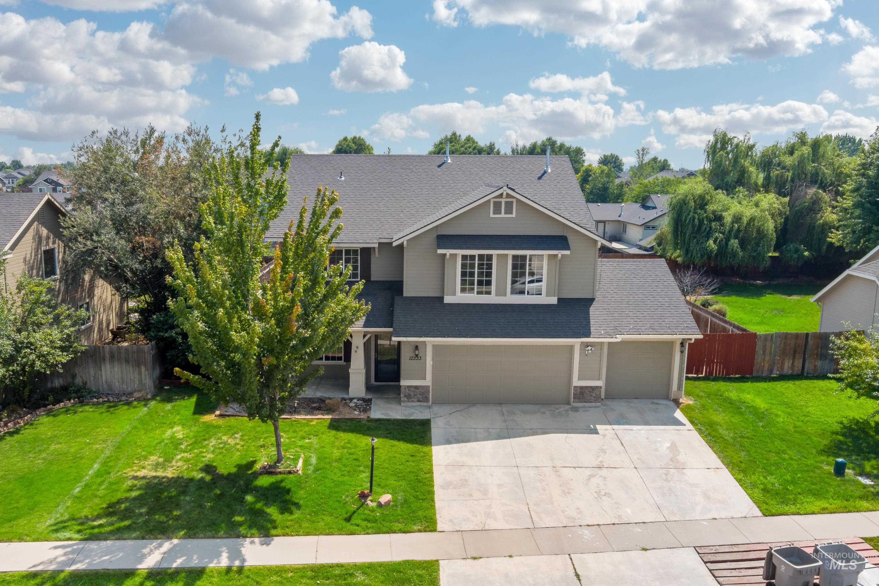 Foxhaven St, Star, ID 83669