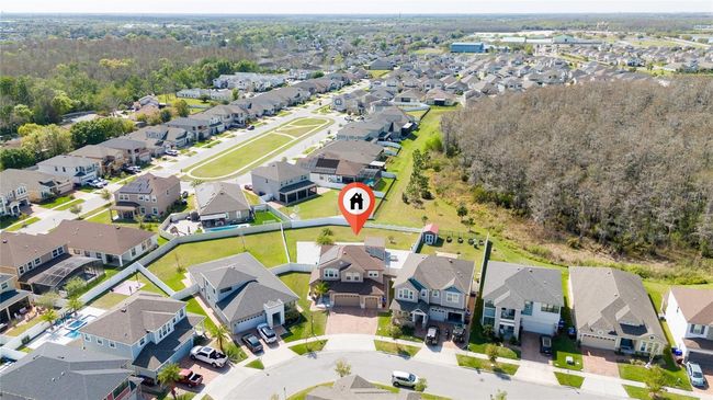 2424 Varenna Loop, House other with 3 bedrooms, 3 bathrooms and null parking in KISSIMMEE FL | Image 4