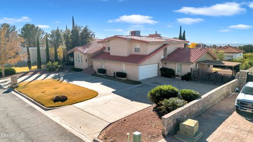 5809 Via Cuesta Dr, El Paso, TX, 79912-6610 | Card Image
