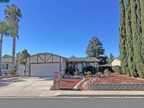 2054 Mendocino Dr, Bay Point, CA, 94565-3362 | Card Image