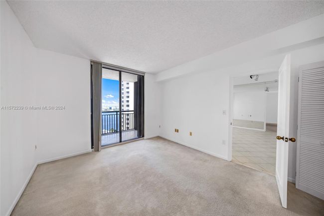 APT-1816 - 540 Brickell Key Dr, Condo with 2 bedrooms, 2 bathrooms and null parking in Miami FL | Image 26