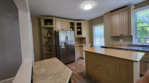 1-157 E Blackwell St, Dover, NJ, 07801-4103 | Card Image