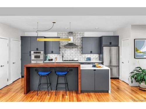 203-1401 Delgany St, Denver, CO, 80202-1307 | Card Image