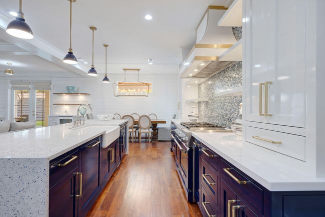 290 Seabreeze Blvd | Image 12