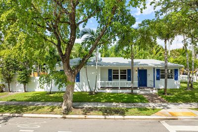 3415 Spruce Avenue, House other with 2 bedrooms, 2 bathrooms and null parking in West Palm Beach FL | Image 2