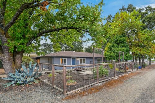 622 Solano Avenue, El Verano, CA, 95476 | Card Image