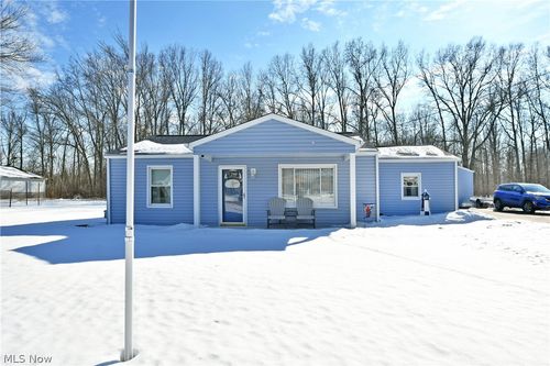1875 Lucretia Dr, Girard, OH, 44420-1254 | Card Image