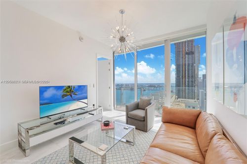 3204-700 Ne 26th Terrace, Miami, FL, 33137 | Card Image