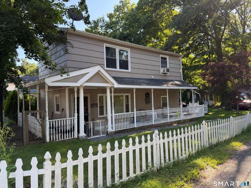 26 View Pl, Guilford, CT, 06437-1403 | Card Image