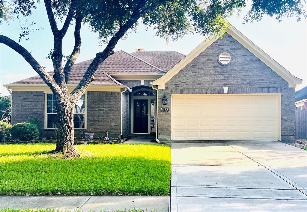 Shady Hollow Ct, Rosharon, TX 77583
