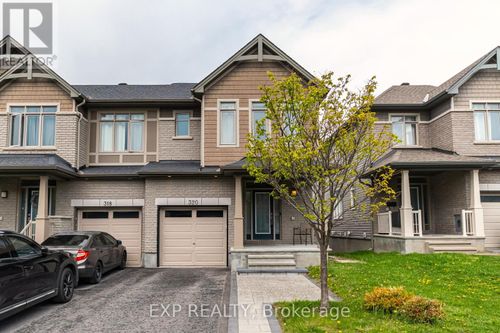 320 Broadridge Cres, Orleans, ON, K1W0H1 | Card Image