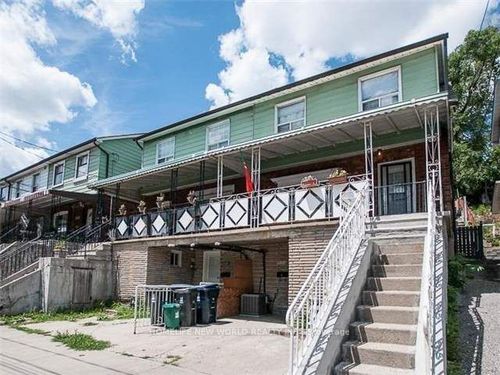 202-1514 Davenport Rd, Toronto, ON, M6H2H8 | Card Image