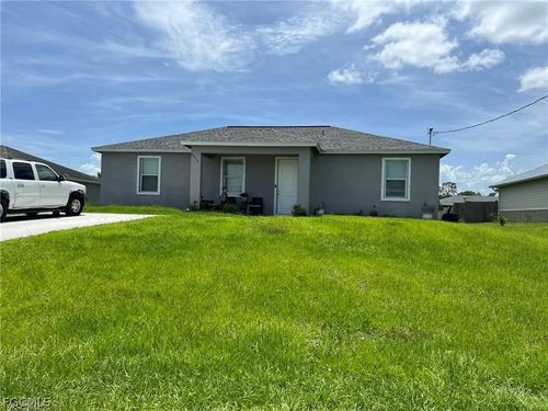 8036 Buttercup Cir, Labelle, FL, 33935-5462 | Card Image