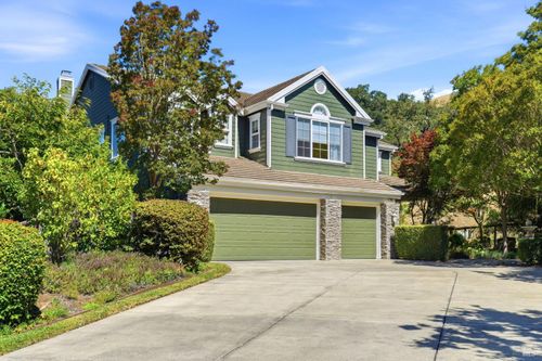 33 Pepper Creek Way, Novato, CA, 94947-2076 | Card Image
