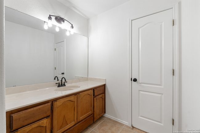 10623 Alta Loma, House other with 3 bedrooms, 3 bathrooms and null parking in Helotes TX | Image 34
