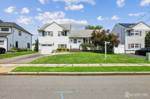 35 Heathcote Ave, Edison, NJ, 08817-4770 | Card Image