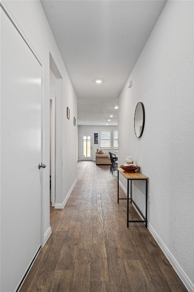 204 Connor Ln, House other with 4 bedrooms, 2 bathrooms and 2 parking in Georgetown TX | Image 5