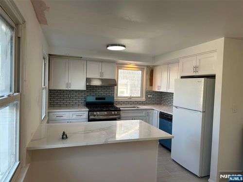 40 Washington Ave, Rutherford, NJ, 07070-1238 | Card Image