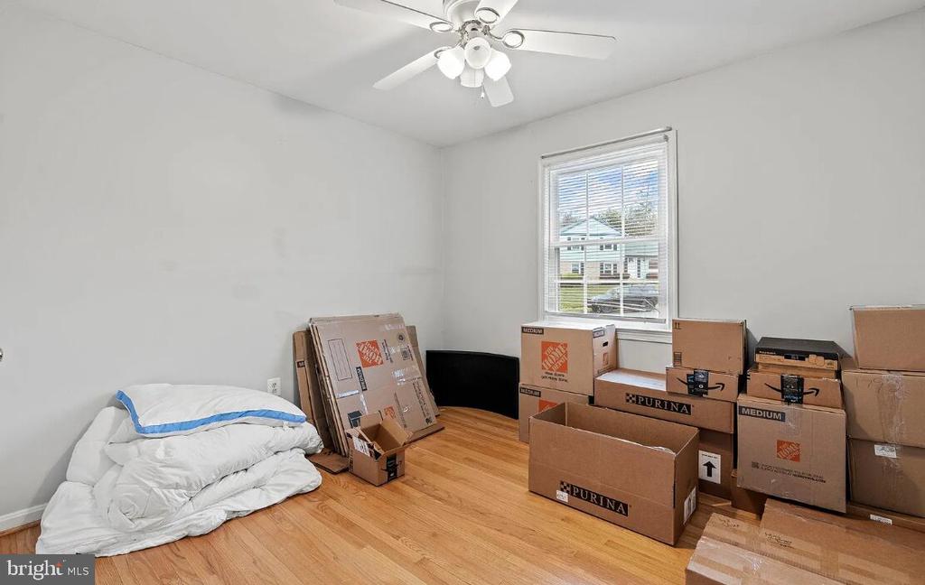 Residential Lease in ALEXANDRIA 4