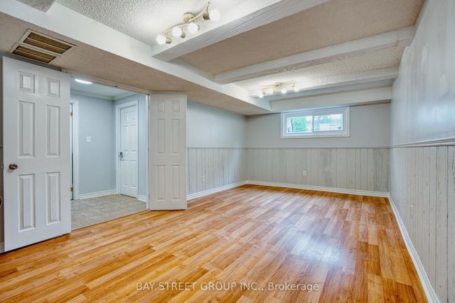 90 Ashbury Ave, House other with 7 bedrooms, 2 bathrooms and 4 parking in London ON | Image 25