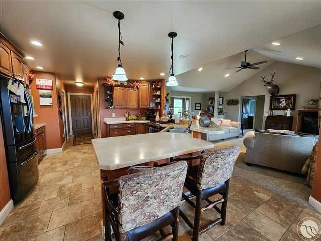 Kitchen | Image 11