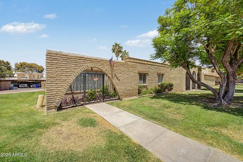 2120 E Villa Ct, Tempe, AZ, 85282-7443 | Card Image