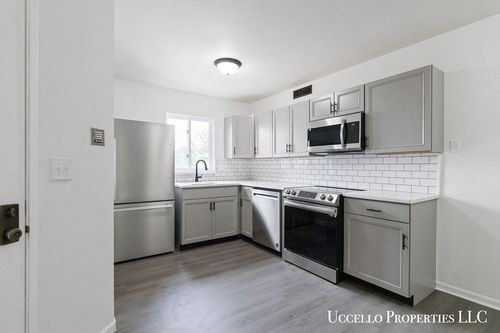 e-3406 Devonwood Hills Ne, Plainfield Charter Township, MI, 49525 | Card Image