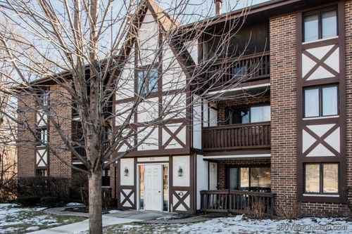 apt-24-8415 W 95th St, Hickory Hills, IL, 60457-1896 | Card Image