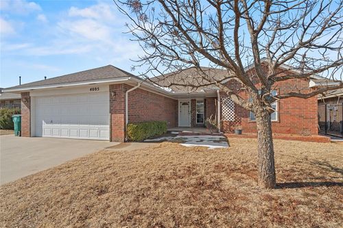 4005 Thorn Burn Pl, Oklahoma City, OK, 73179-3859 | Card Image