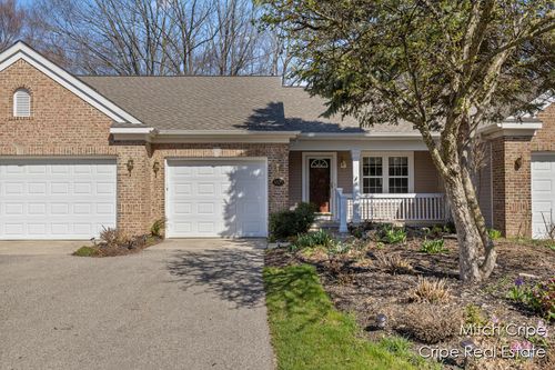 5923 W Lyn Haven Dr Se, Kentwood, MI, 49512-9317 | Card Image