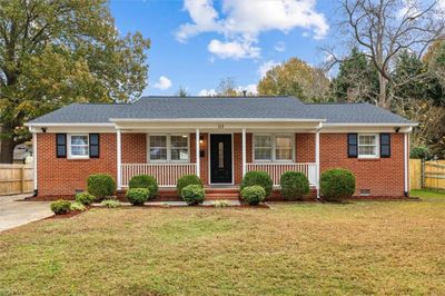 113 Fischer Drive, House other with 3 bedrooms, 2 bathrooms and null parking in Newport News VA | Image 1