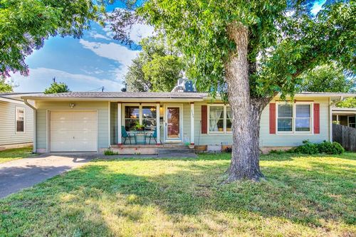 2704 W Beauregard Ave, San Angelo, TX, 76901-3605 | Card Image