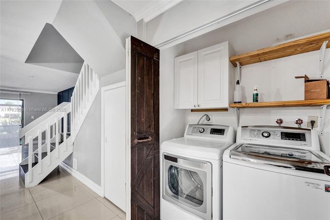 2407 - 3325 Carambola Cir S, Condo with 2 bedrooms, 3 bathrooms and null parking in Coconut Creek FL | Image 26
