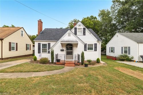 1213 Barnes St, Reidsville, NC, 27320-4903 | Card Image