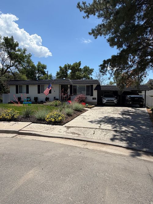 2562 E Dolce Vita Ct, Cottonwood Heights, UT, 84121-2356 | Card Image