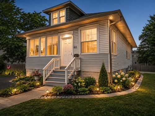 411 N Arlington Heights Rd, Arlington Heights, IL, 60004-6037 | Card Image