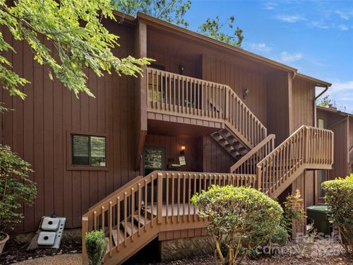 142 Cedar Forest Trl, Asheville, NC, 28803-3362 | Card Image