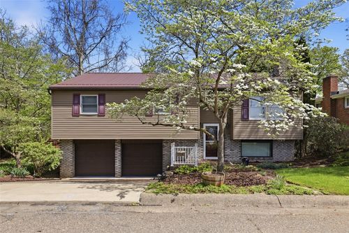 306 Home St, New Kensington, PA, 15068-5818 | Card Image
