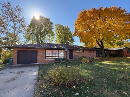 2116 14th St, Peru, IL, 61354-1616 | Card Image