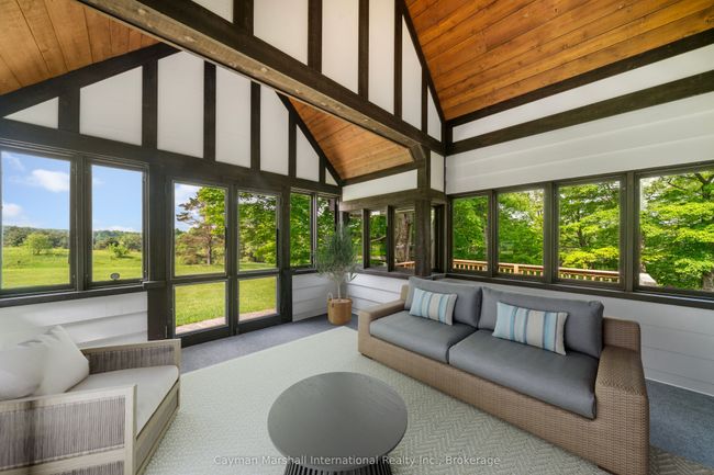 1040 Skeleton Lake 1 Rd, House other with 3 bedrooms, 6 bathrooms and 10 parking in Utterson ON | Image 13