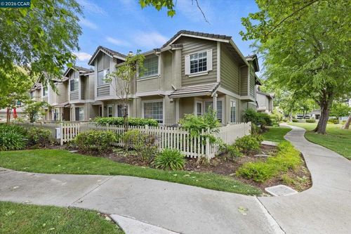 111-6521 Nottingham Pl, Dublin, CA, 94568-3758 | Card Image