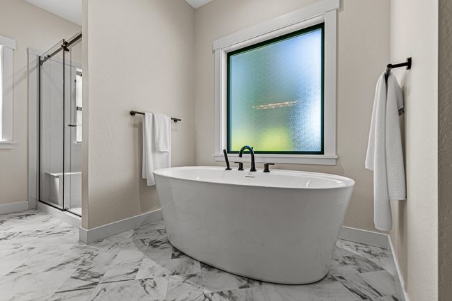 En Suite | Image 17