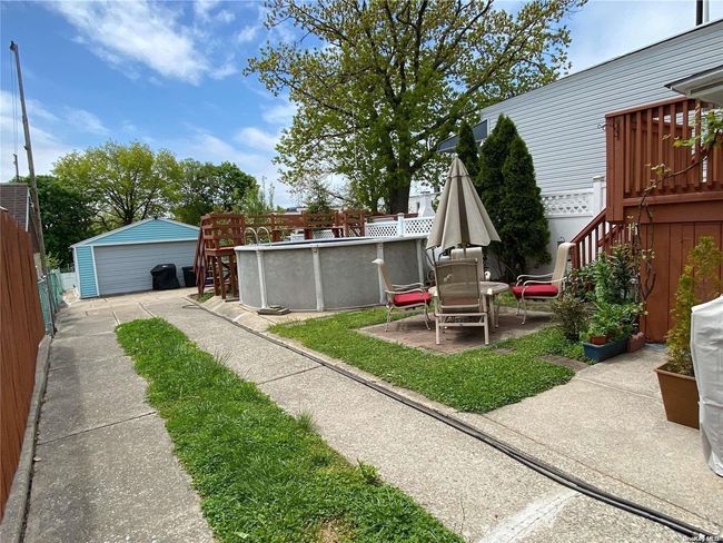HUGE YARD | Image 28