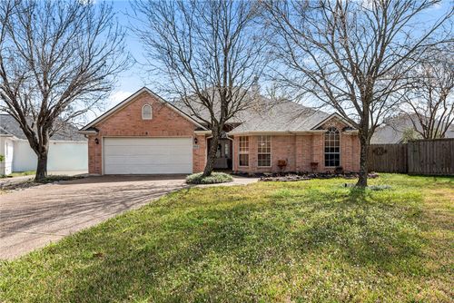 3804 Bridle Trails Ct, College Station, TX, 77845-4498 | Card Image
