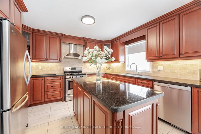 66 Settler Crt, House other with 4 bedrooms, 4 bathrooms and 2 parking in Brampton ON | Image 17