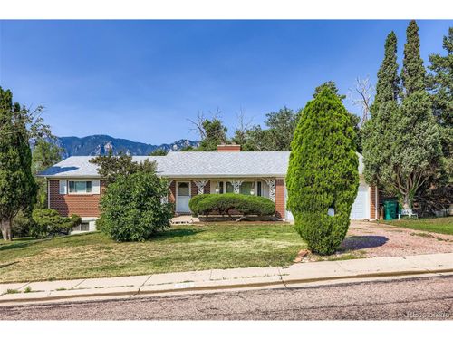 520 Crestridge Ave, Colorado Springs, CO, 80906-4713 | Card Image